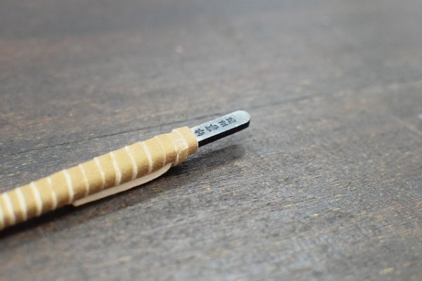 画像3: 印刀　角型両刃8mm　皮巻　濃州兼松 (3)