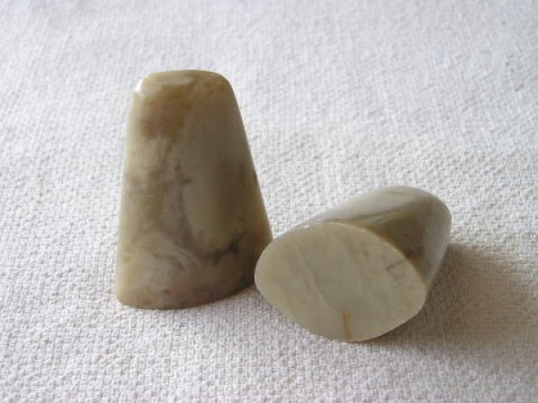 画像1: 巴林石 自然形 大2.4〜3.5ｃｍ未満 (1)